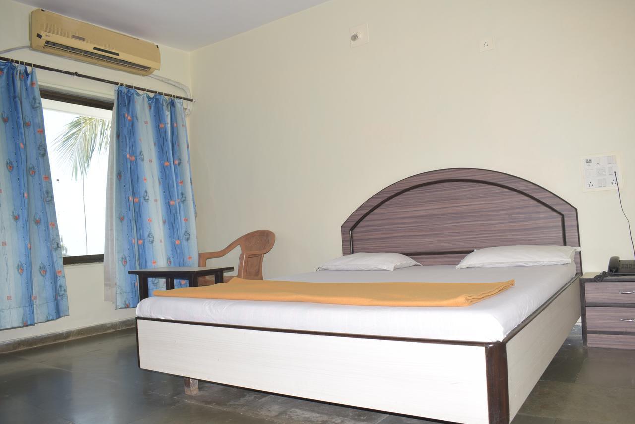 Hotel Guruji Alībāg Zewnętrze zdjęcie